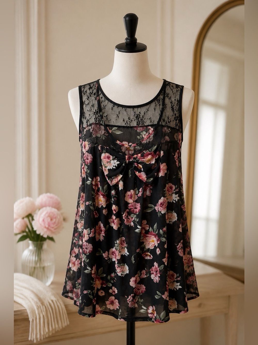 Floral Lace-Accent Black Sleeveless Top
